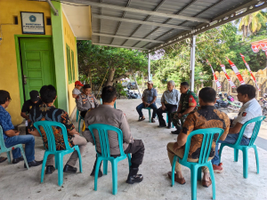 Babinsa Koramil 1419-02/Enrekang Imbau Warga Waspada Bahaya Karhutla