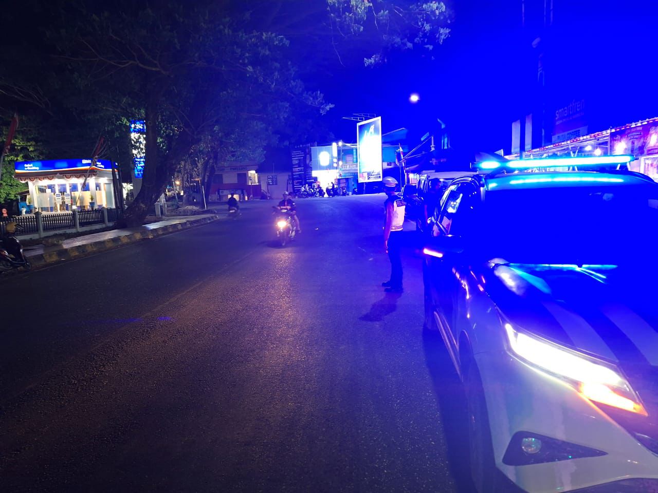 Satlantas Polres Enrekang Rutin Gelar Patroli Biru Dimalam Hari.Ini Sasarannya.