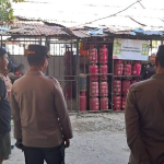 POLRES ENREKANG BERSAMA PEMKAB LAKUKAN SIDAK PANGKALAN DAN AGEN LPG 3 KG, PASTIKAN KETERSEDIAAN DAN STABILITAS HARGA