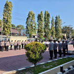 Kapolres Enrekang Pimpin Apel Pimpinan, Tekankan Pengawasan Senpi, Penjagaan Tahanan dan Optimalisasi Peran Bhabinkamtibmas