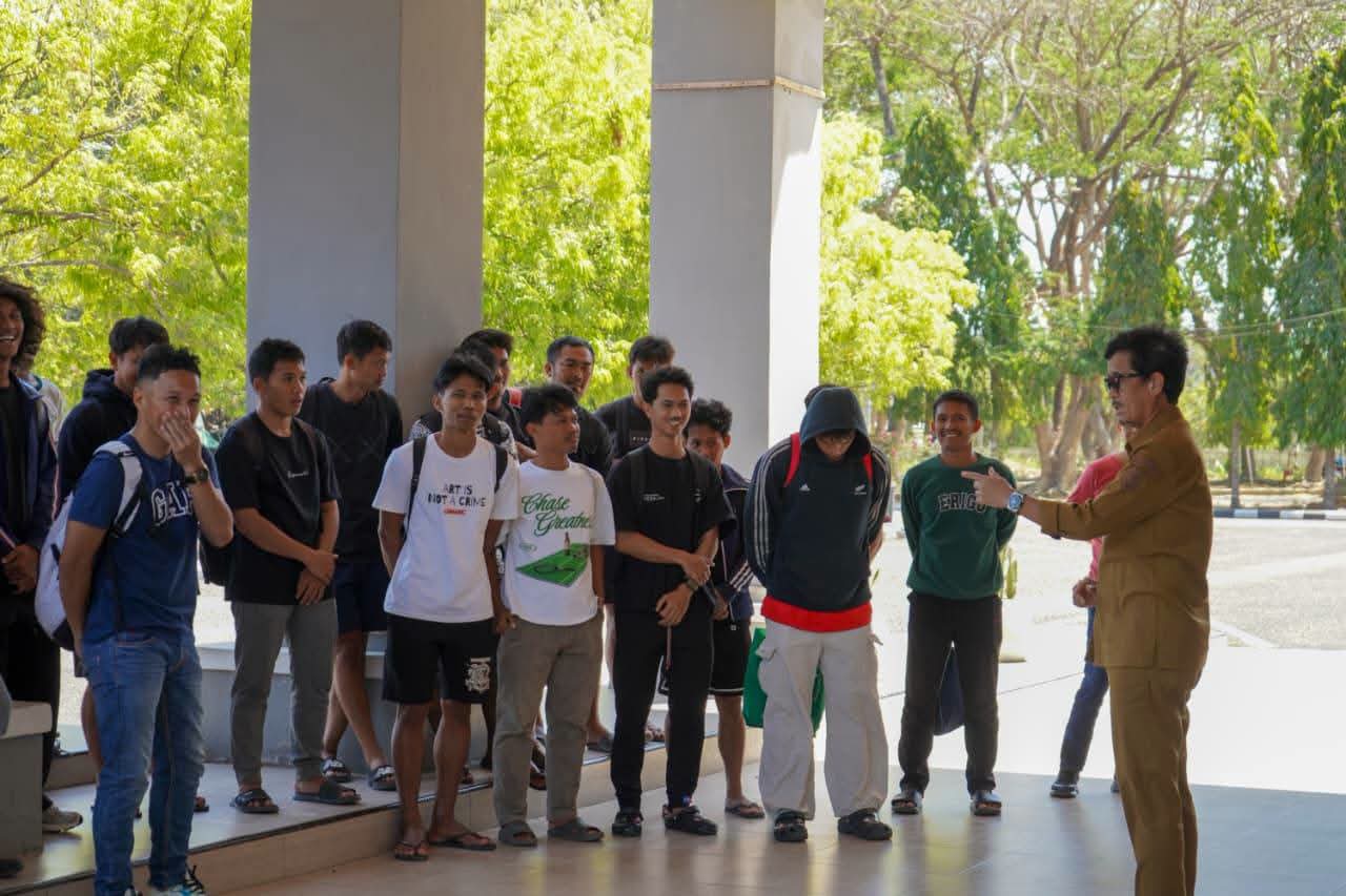 Sekda Pinrang Dorong Kontingen Tampil Maksimal, Jaga Nama Baik Daerah di Piala Gubernur