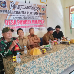 BABINSA HADIRI MUSYAWARAH PEMBAHASAN DAN PENETAPAN RKPDes TAHUN 2027 DI DESA PUNCAK HARAPAN
