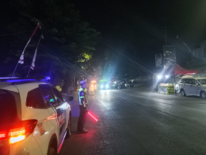 Cegah Tindak Kejahatan Di Malam Hari, Personel Satlantas Polres Enrekang Laksanakan Patroli Blue Light