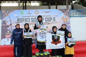 Ratusan Pemanah Putri Tunjukkan Ketepatan Bidikan di Bupati Cup II Sidrap