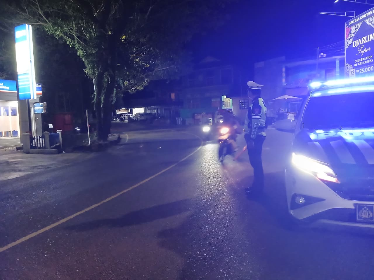 Patroli Blue Light Malam Hari Guna Ciptakan Rasa Aman dan Nyaman Ditengah Masyarakat.