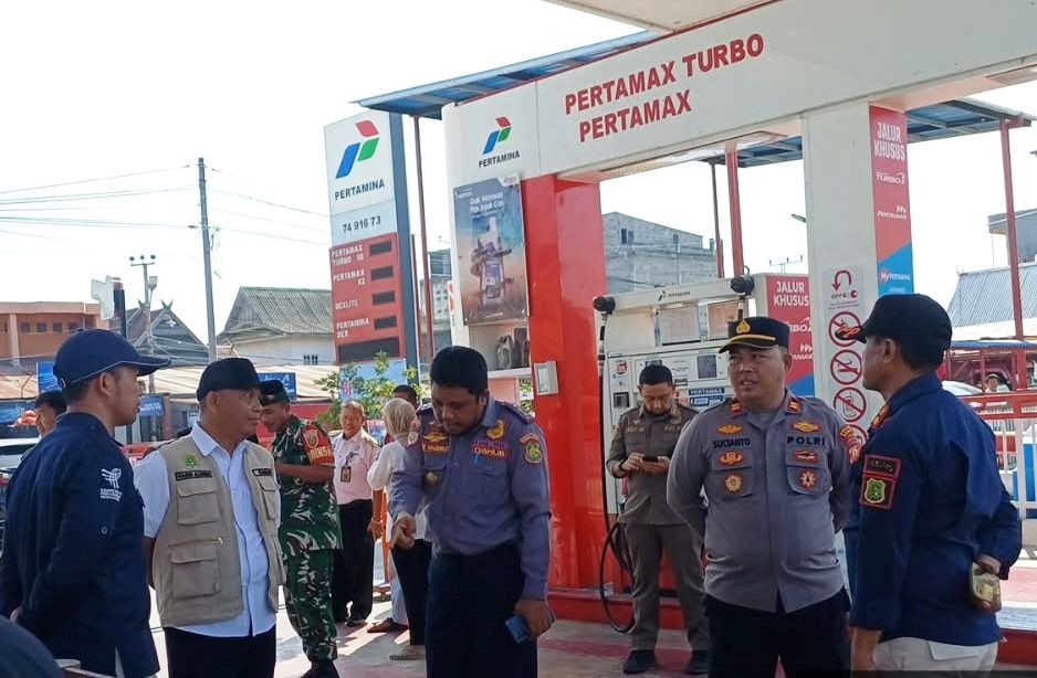 Perlancar Pelayanan di SPBU, Pemkab Sidrap Berlakukan Ganjil-Genap untuk BBM Bersubsidi