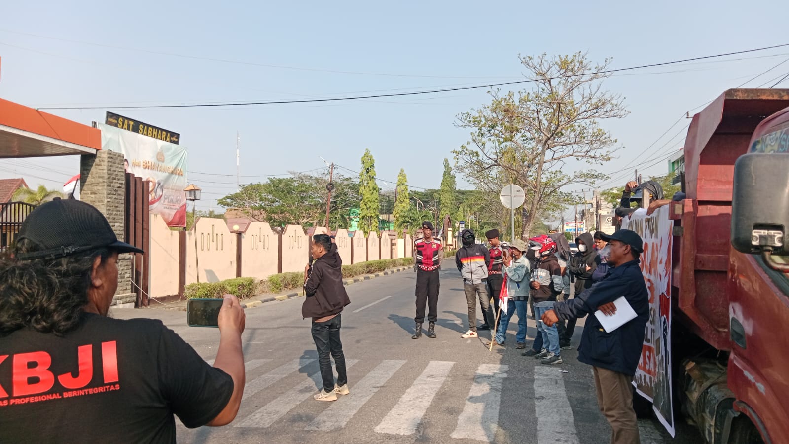 PINRANG BERGERAK! FORMASI GUNCANG PERSOALAN BBM SUBSIDI, DESAK HAK RAKYAT DIKEMBALIKAN