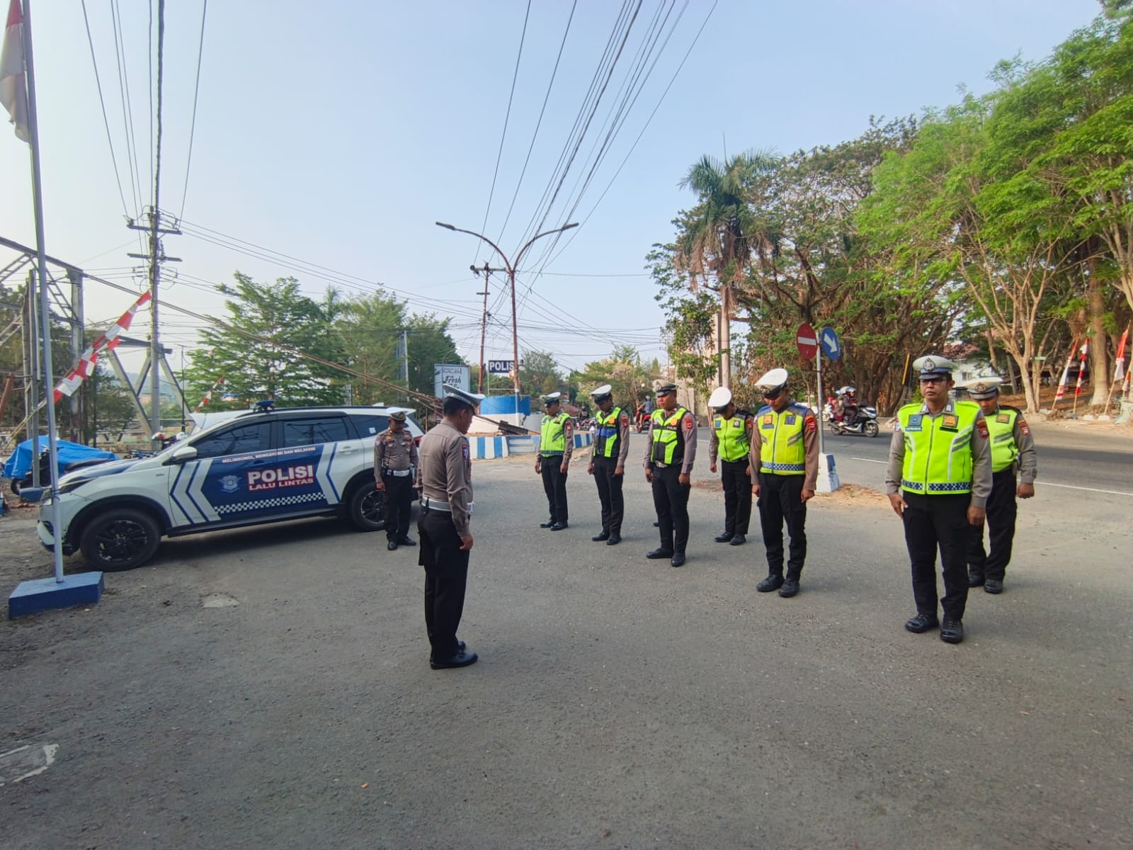 Kasat Lantas Polres Enrekang Pimpin Apel Pagi, Tegaskan Profesionalisme dalam Pelaksanaan Tugas