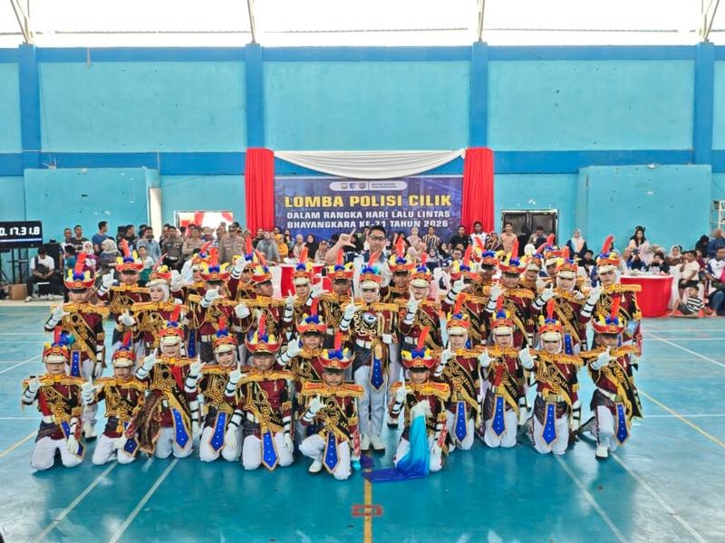 Penampilan Polisi Cilik Polres Enrekang Memukau Penonton di Ajang Perlombaan Zona 3