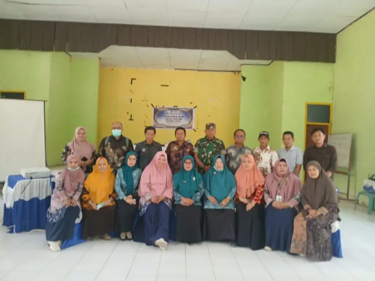 Babinsa Koramil Baraka Hadiri Lokakarya Mini Lintas Sektor, Perkuat Sinergi Pelayanan Kesehatan