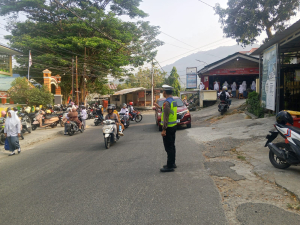 Gatur Dipagi Hari Rutin Dilakukan, Guna Berikan Keamanan Dan Kenyamanan Pada Masyarakat Dan Pengguna Jalan