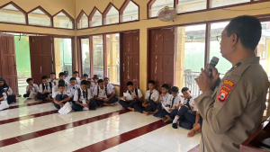 Bag SDM Polres Enrekang Kenalkan SPMB SMA Kemala Taruna Bhayangkara 2027/2028 kepada Siswa SMPN 7 Enrekang