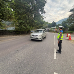 Personel Satlantas Polres Enrekang Melaksanakan Gatur Minggu Pagi
