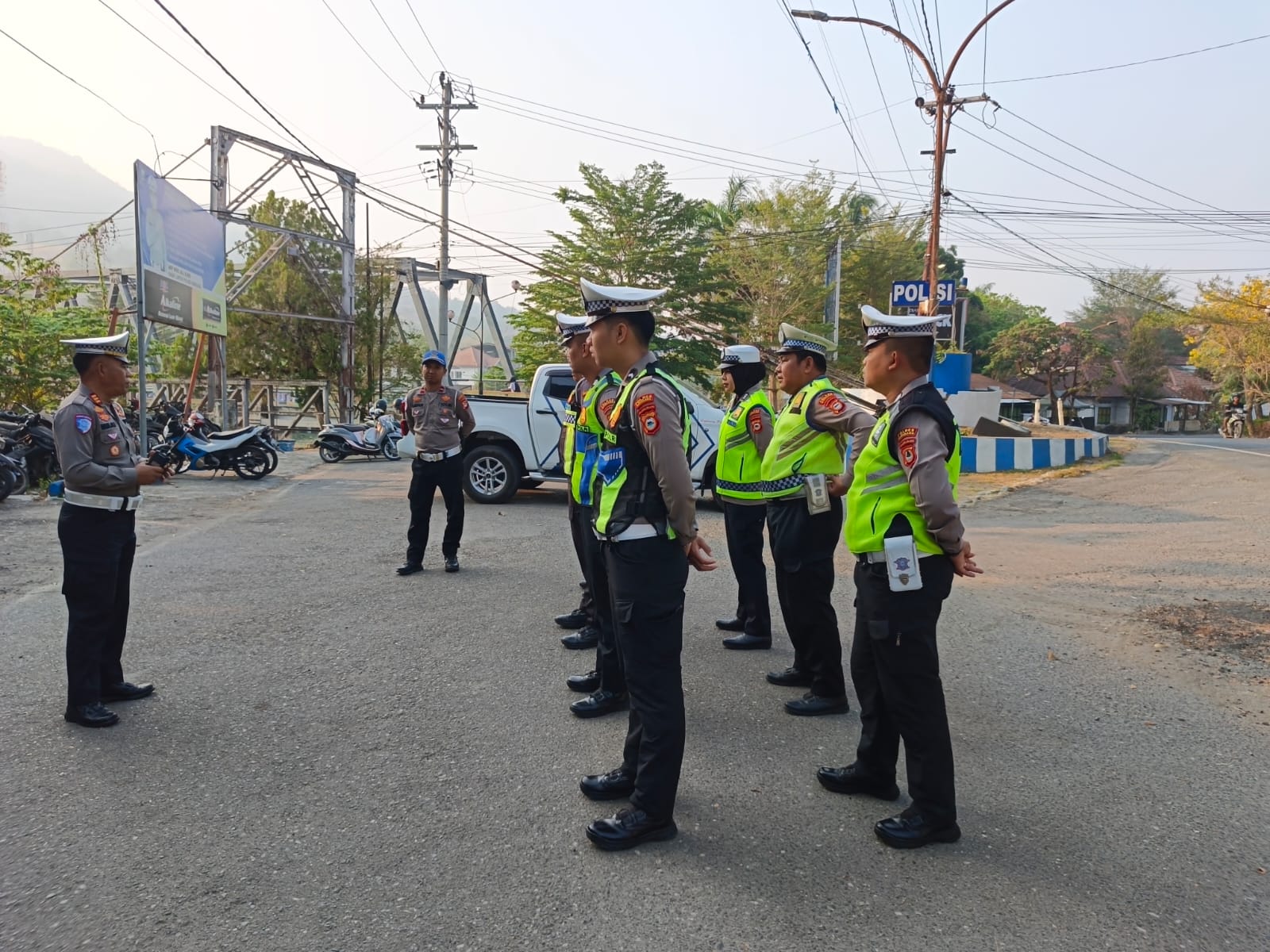 AWALI TUGAS PERSONEL SATLANTAS POLRES ENREKANG GELAR APEL PAGI