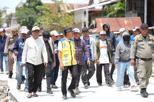 Bupati Syaharuddin Benahi Jalan Lorong Amparita, Warga Apresiasi Pembangunan